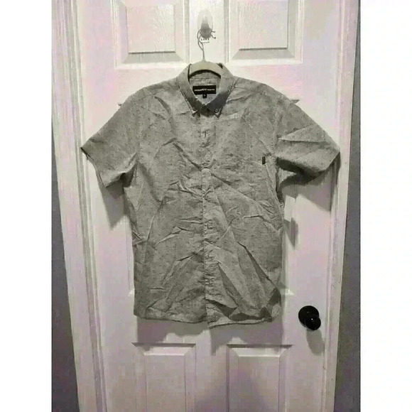 Molokai Surf Co Button Down Shirt Short‎ Sleeve Gray Geo Print Size Medium - Picture 1 of 8